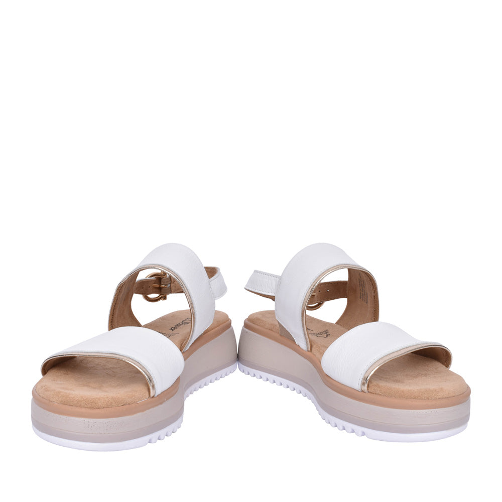 Ladies 5-28700 Low Heel Sandal In White