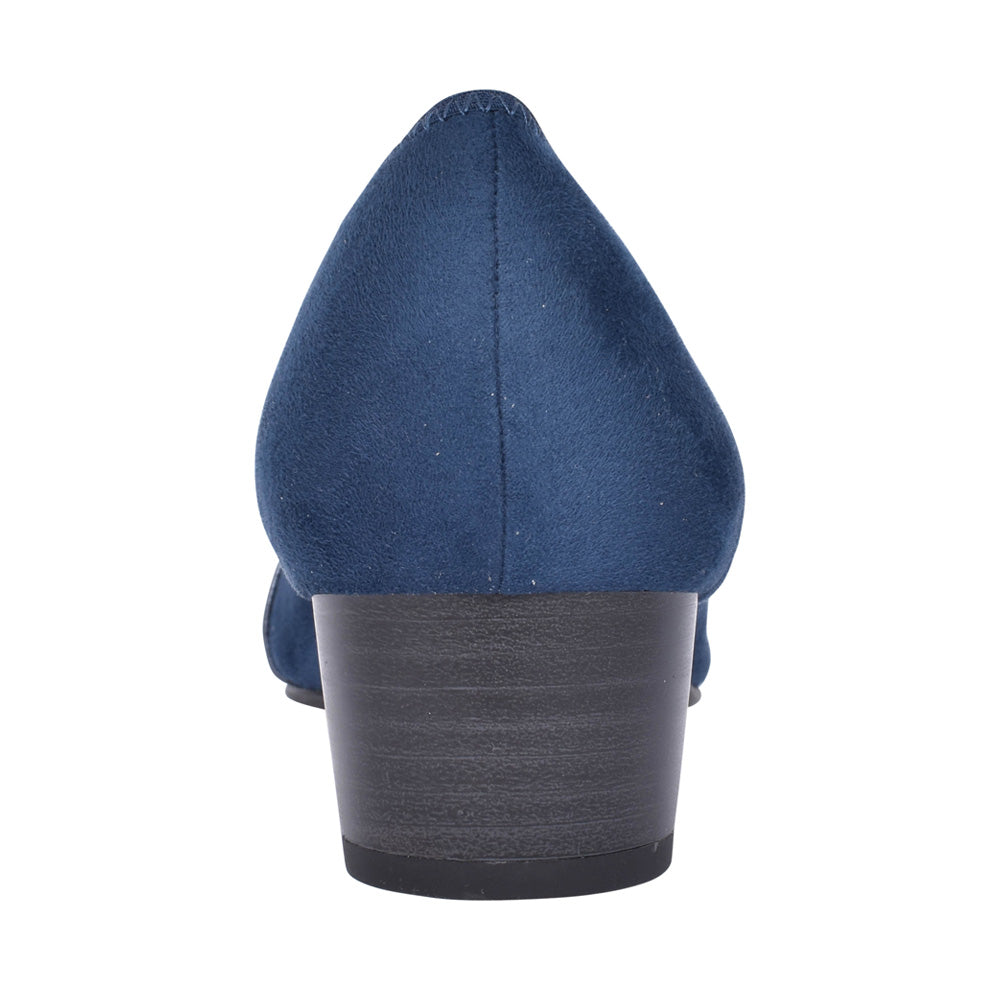 Ladies 8-22366 Low Heel Court Shoe In Navy