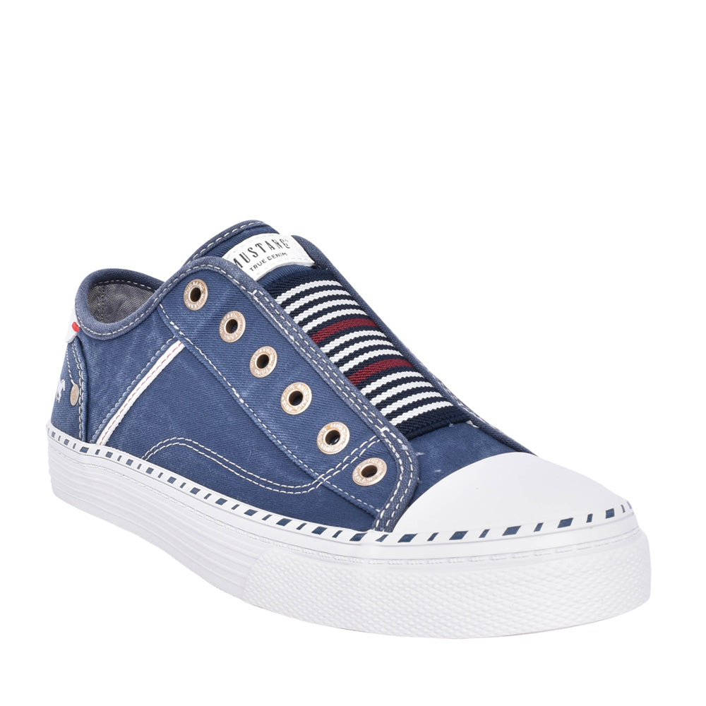 Ladies 1376402 Laced Trainer In Blue