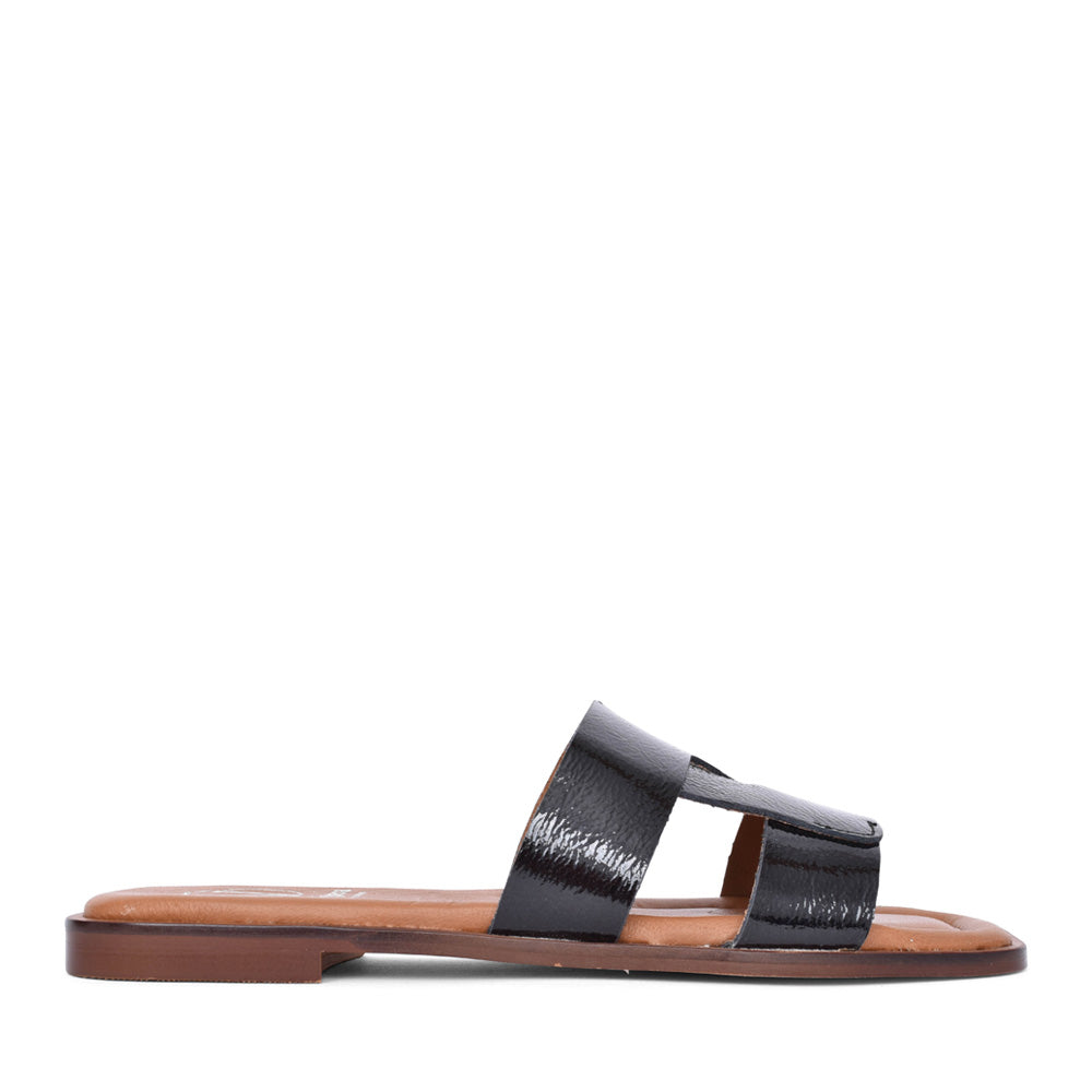 Ladies 2010 Mule In Black