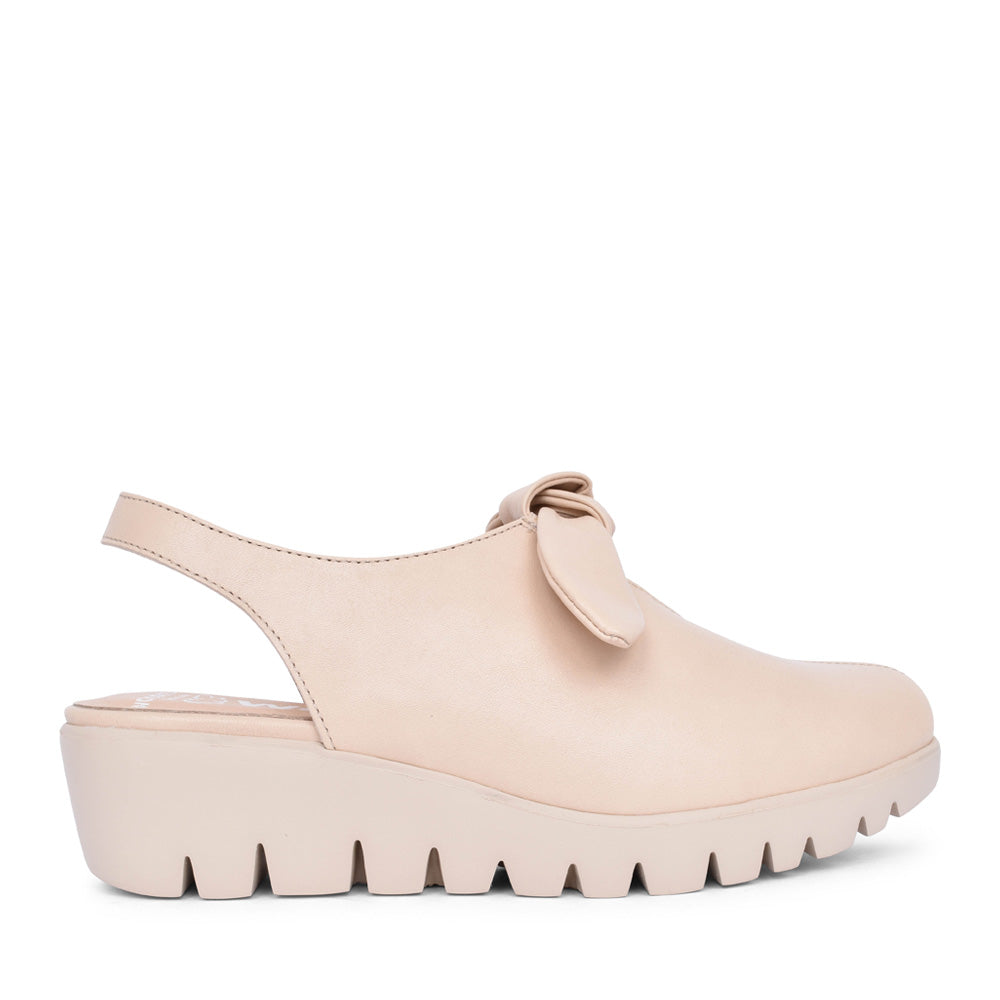 Ladies C-33311 Platform Loafer In Natural