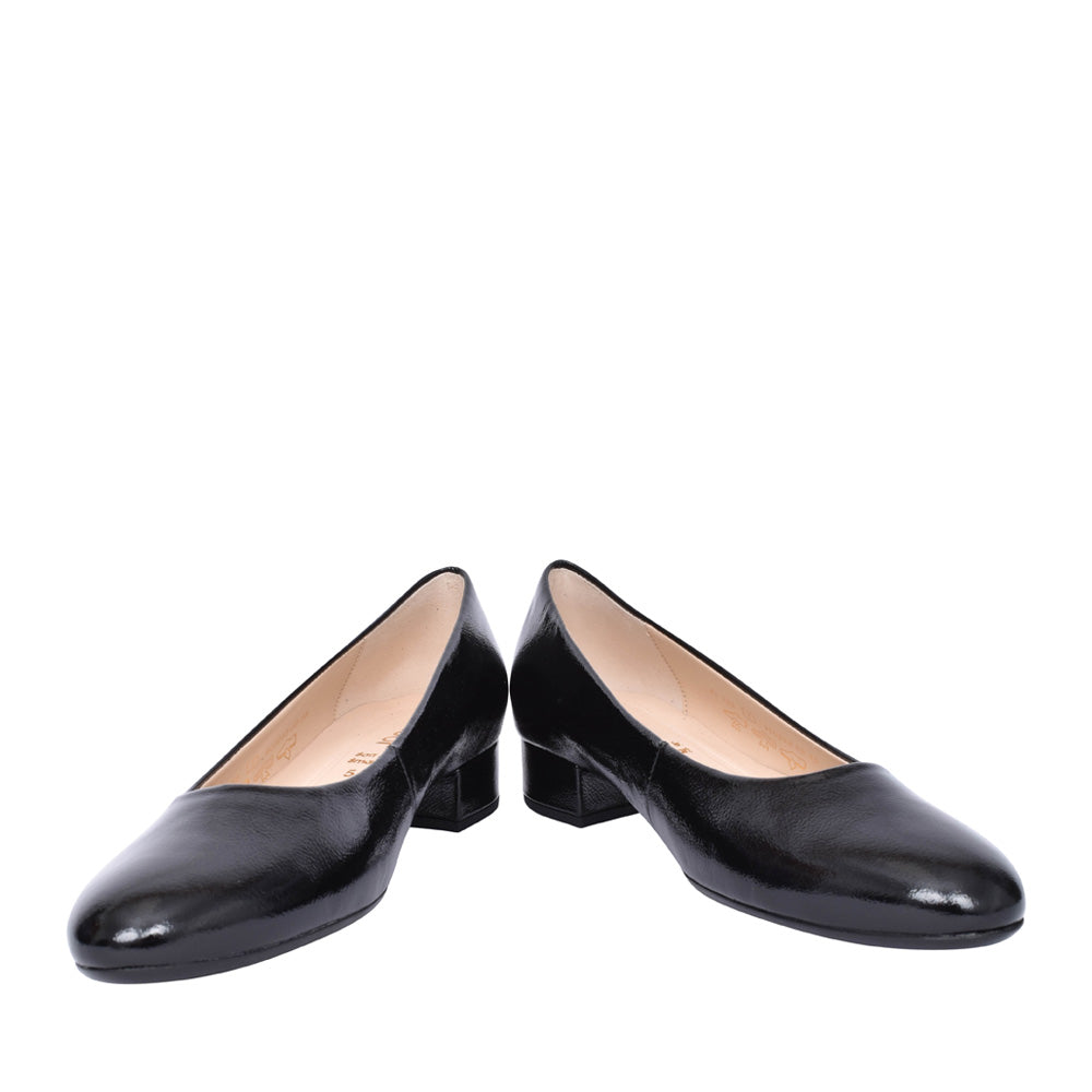 Ladies 41.320 Develop Low Heel Court Shoe In Black