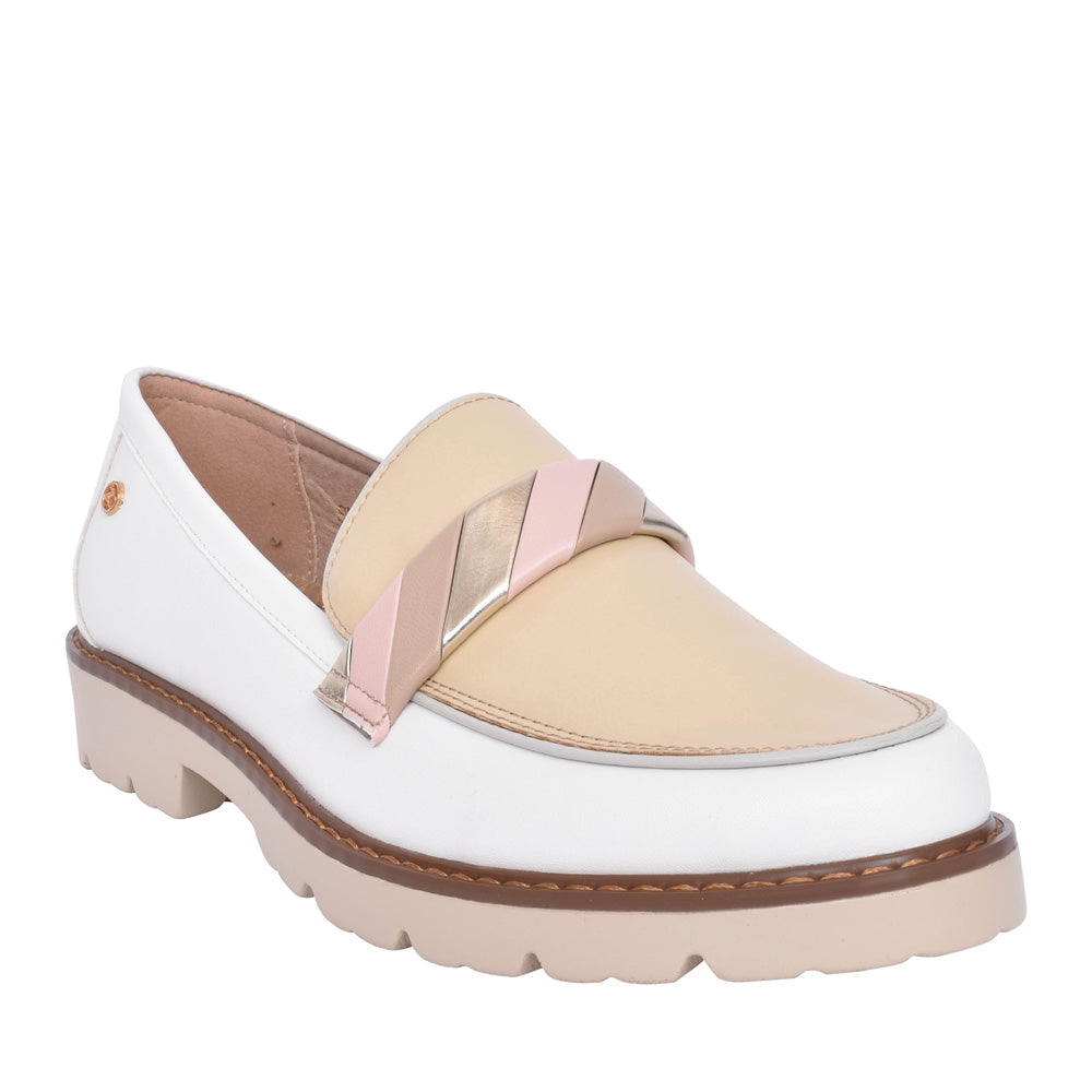 Ladies Shuwaib Loafer In White Multi