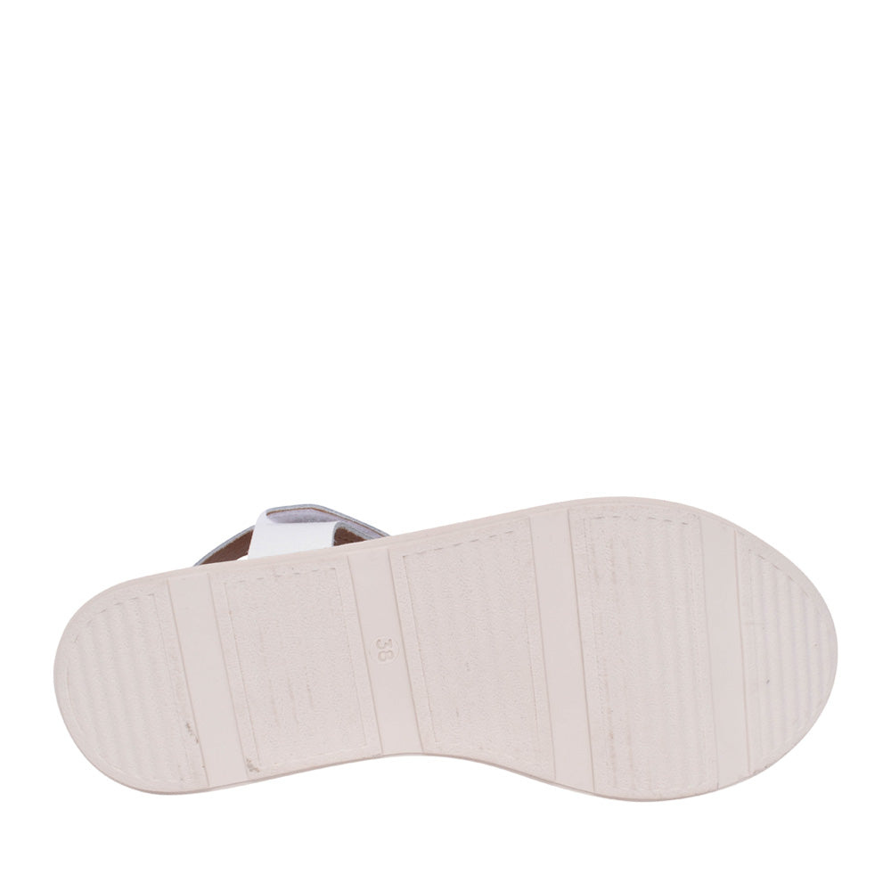 Ladies 5419 Velcro Sandal In White