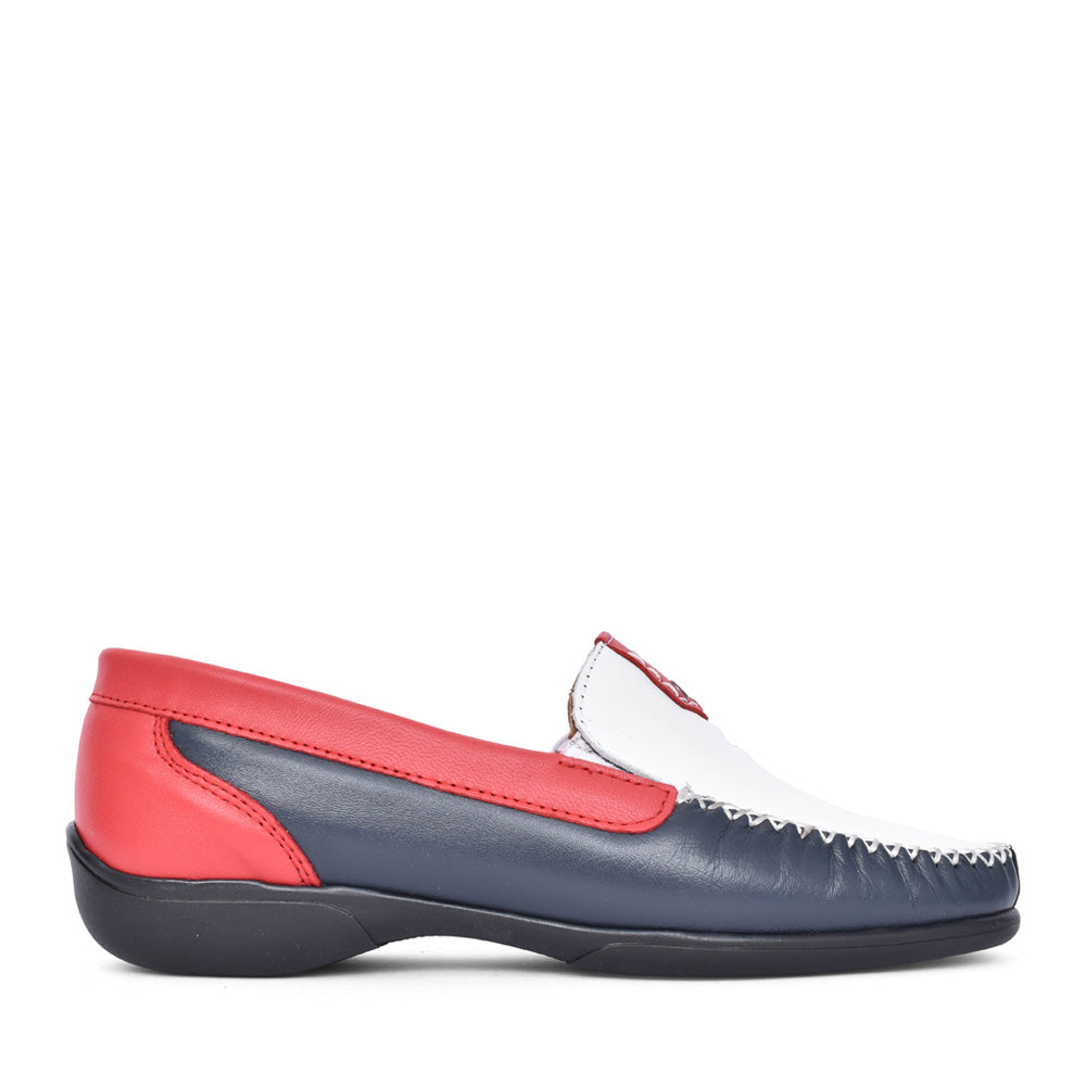 Ladies Joan Moccasin In Navy