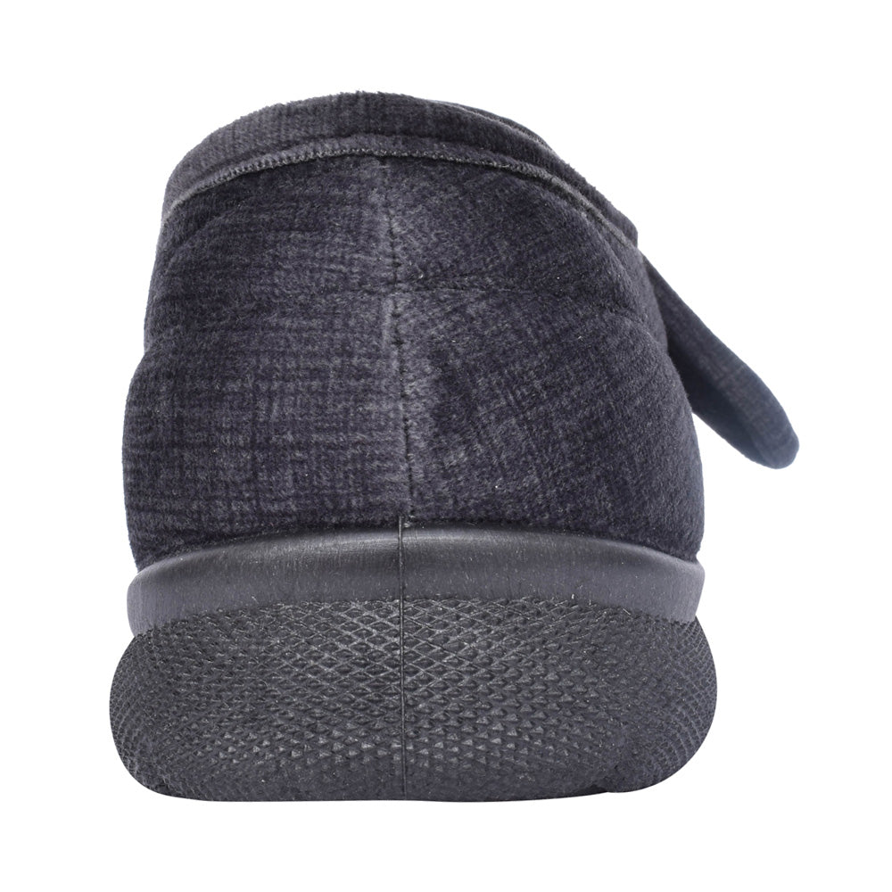 Mens Hallam 84008 6v Extra Wide Velcro Slipper In Black