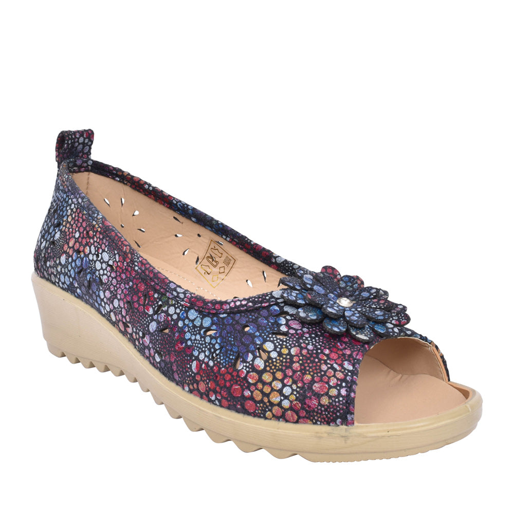 Ladies Shirley Wedge Shoe In Navy