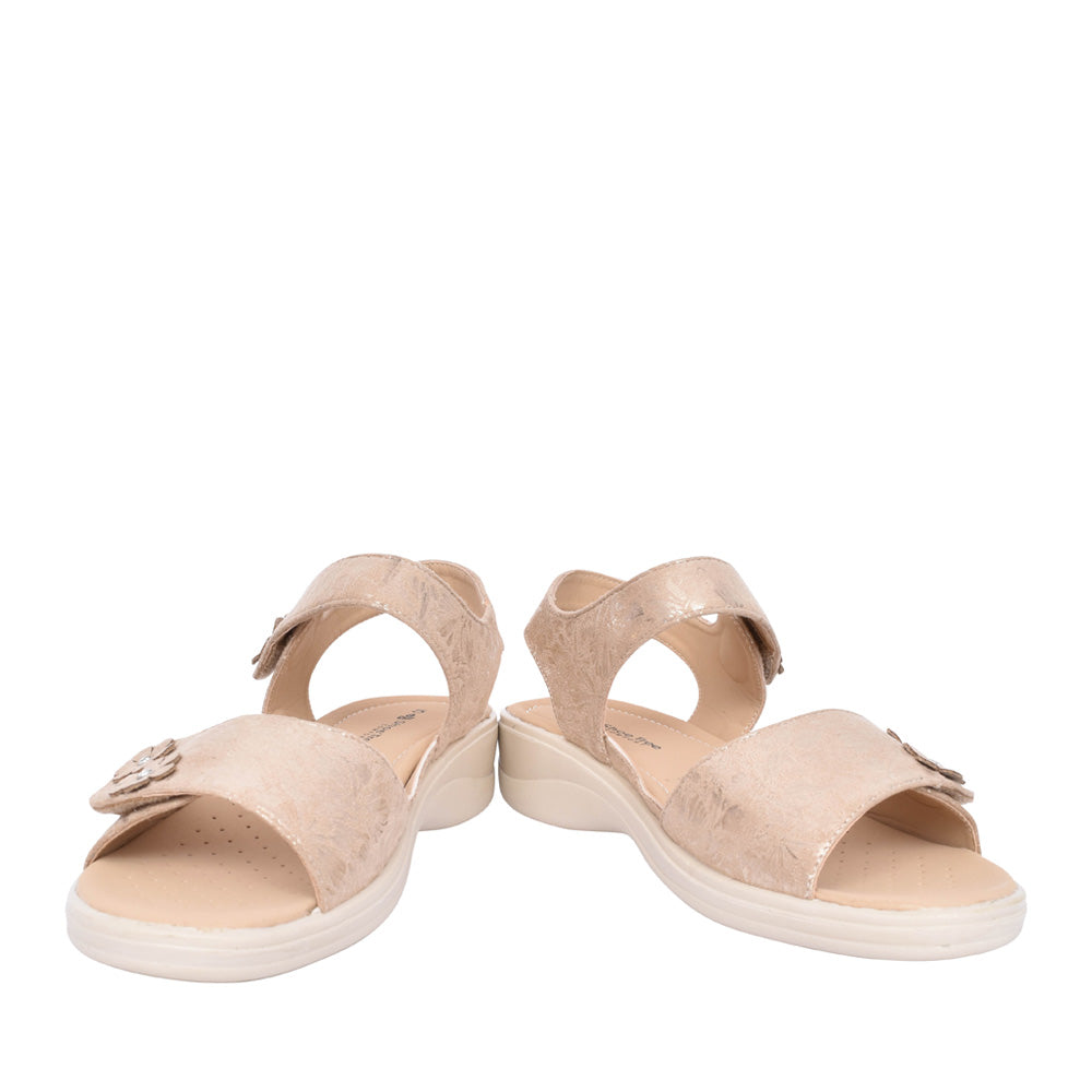Ladies Azalea Sandal In Beige