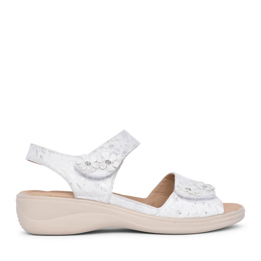 Ladies Azalea Sandal In White