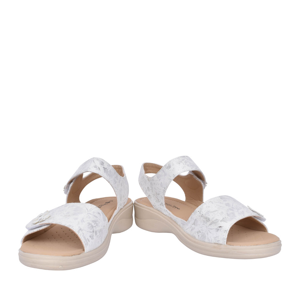 Ladies Azalea Sandal In White