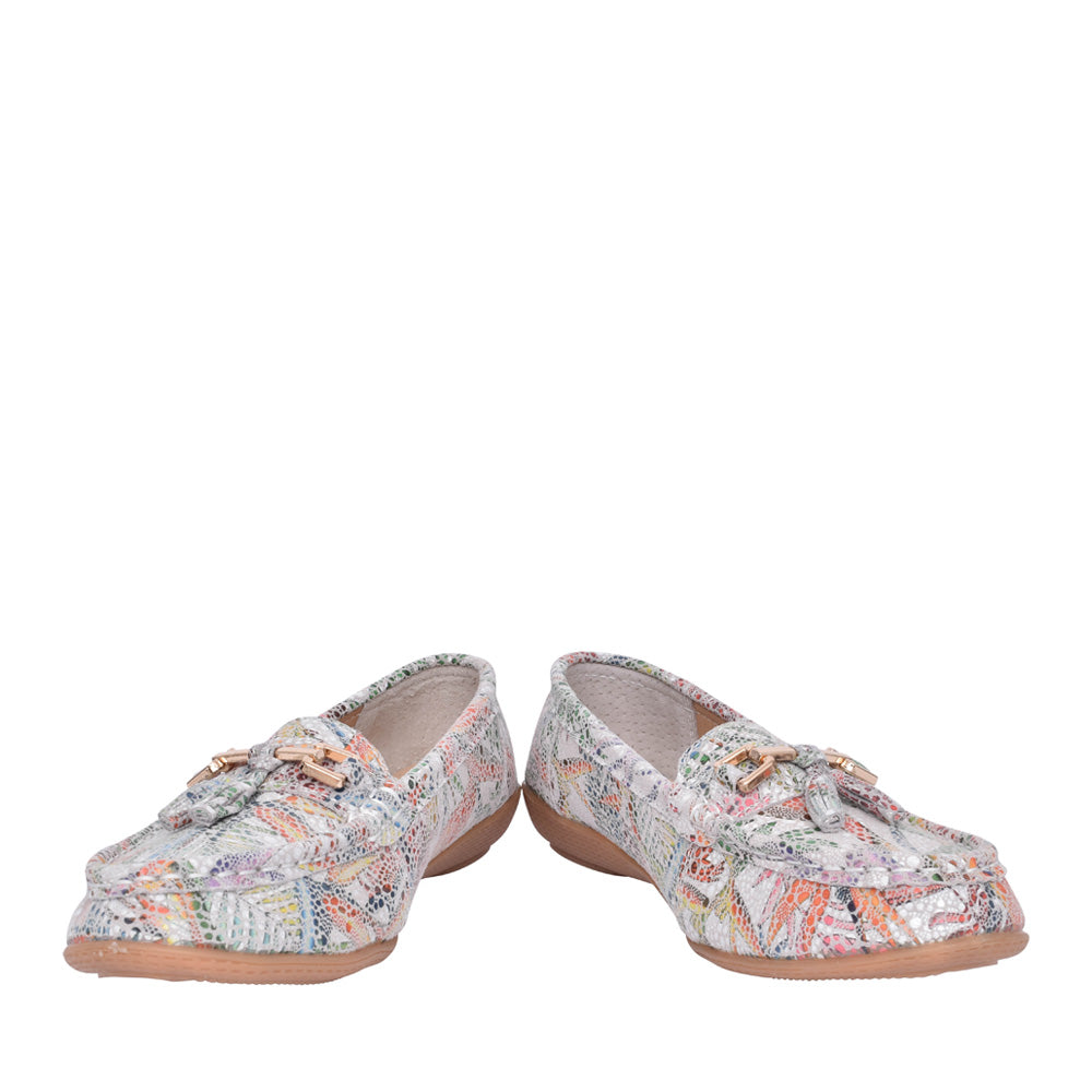 Ladies Rio Slip-on Shoe In White Multi