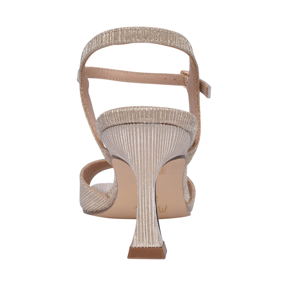 Ladies 23698 Medium Heel Sandal In Gold