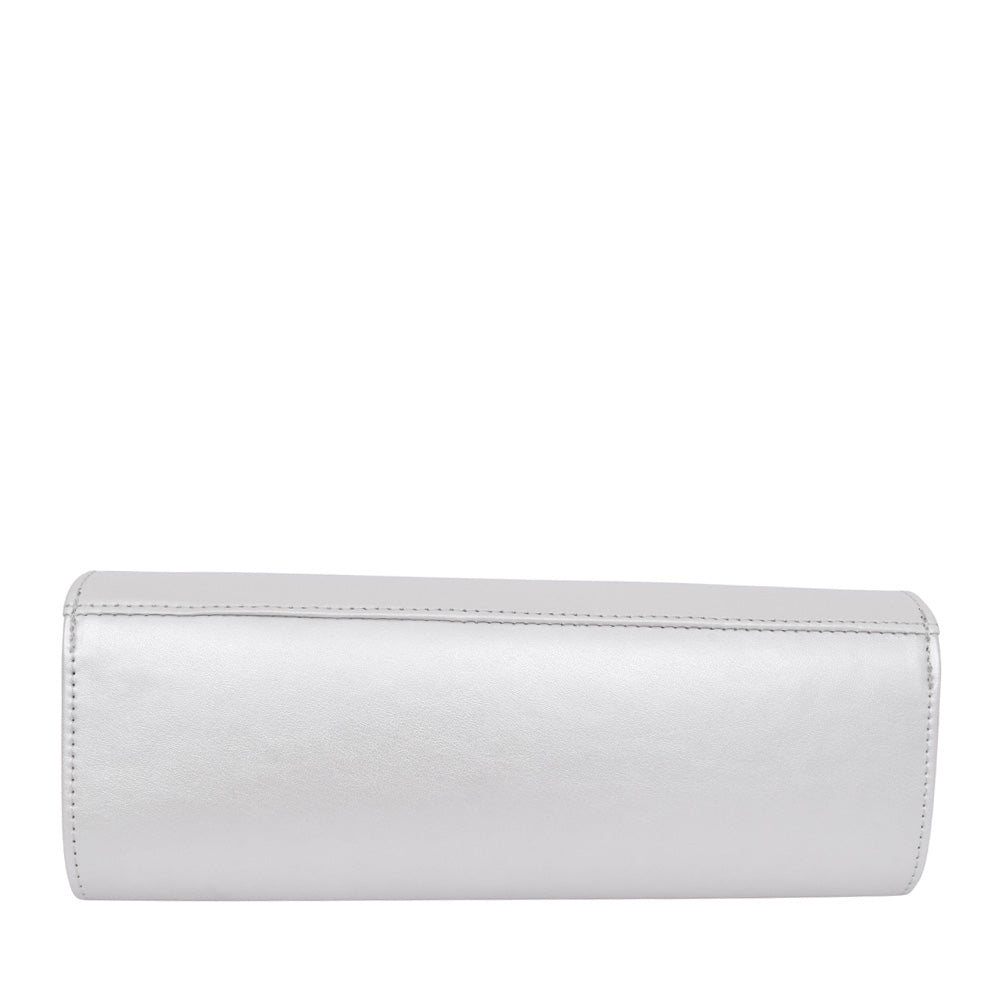 T20 Clutch Bag In Ivory