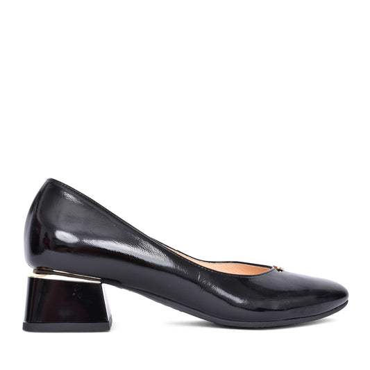 Ladies 6557 G-fit Low Heel Court Shoe In Blk Patent