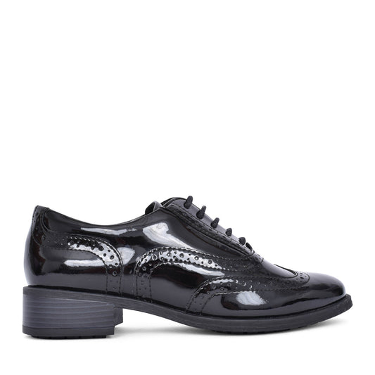 Ladies Havisham Oak Patent D-fit Laced Brogue In Blk Patent