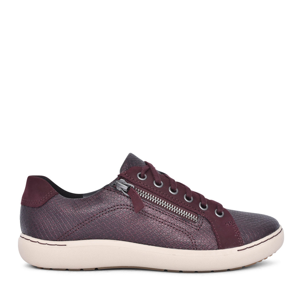 Ladies Nalle Lace D-fit Laced Shoe In Wine