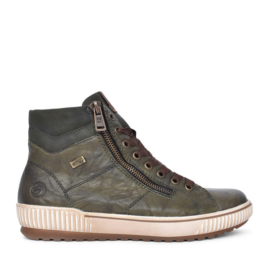 Ladies D0772 Tex Laced Ankle Boot In Green