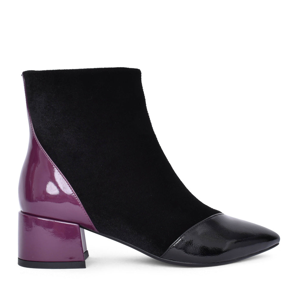 Ladies Acrobat 014 Heeled Ankle Boot In Black