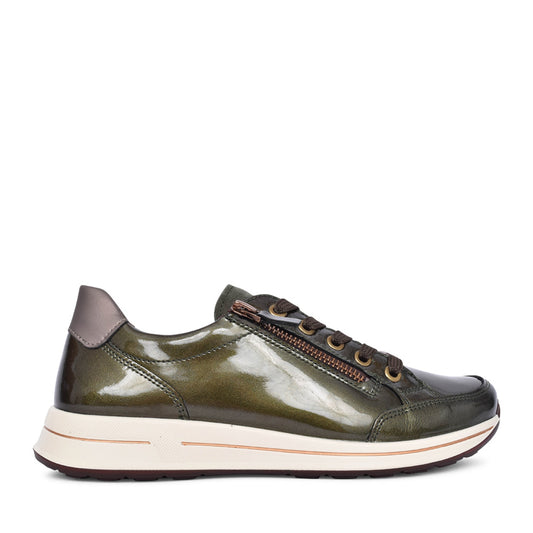 Ladies 12-54801 Osaka Laced Trainer In Green