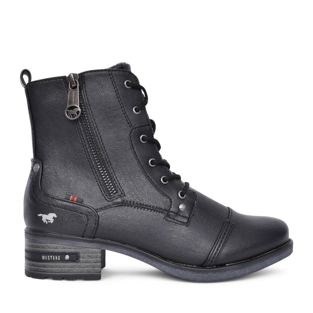 Ladies 1229513 Low Heel Laced Ankle Boot In Black