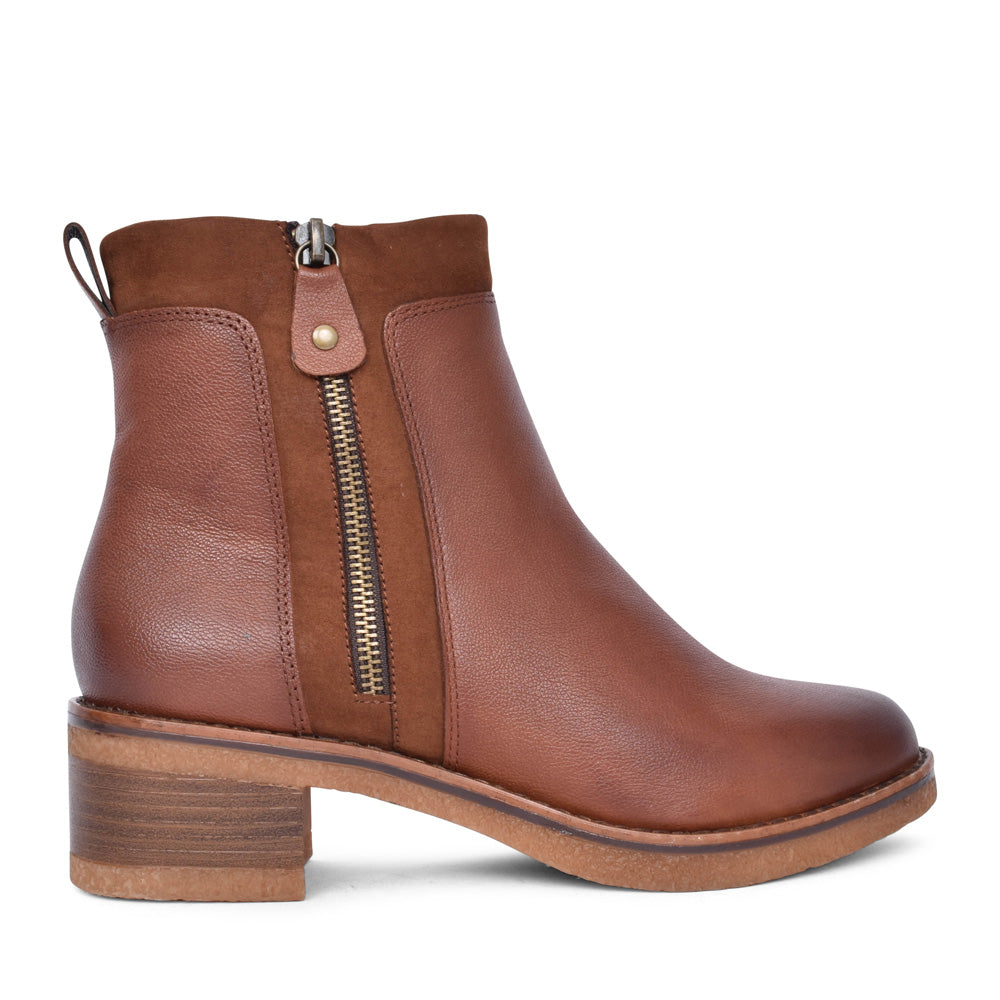 Ladies 2-25064 Ankle Boot In Cognac