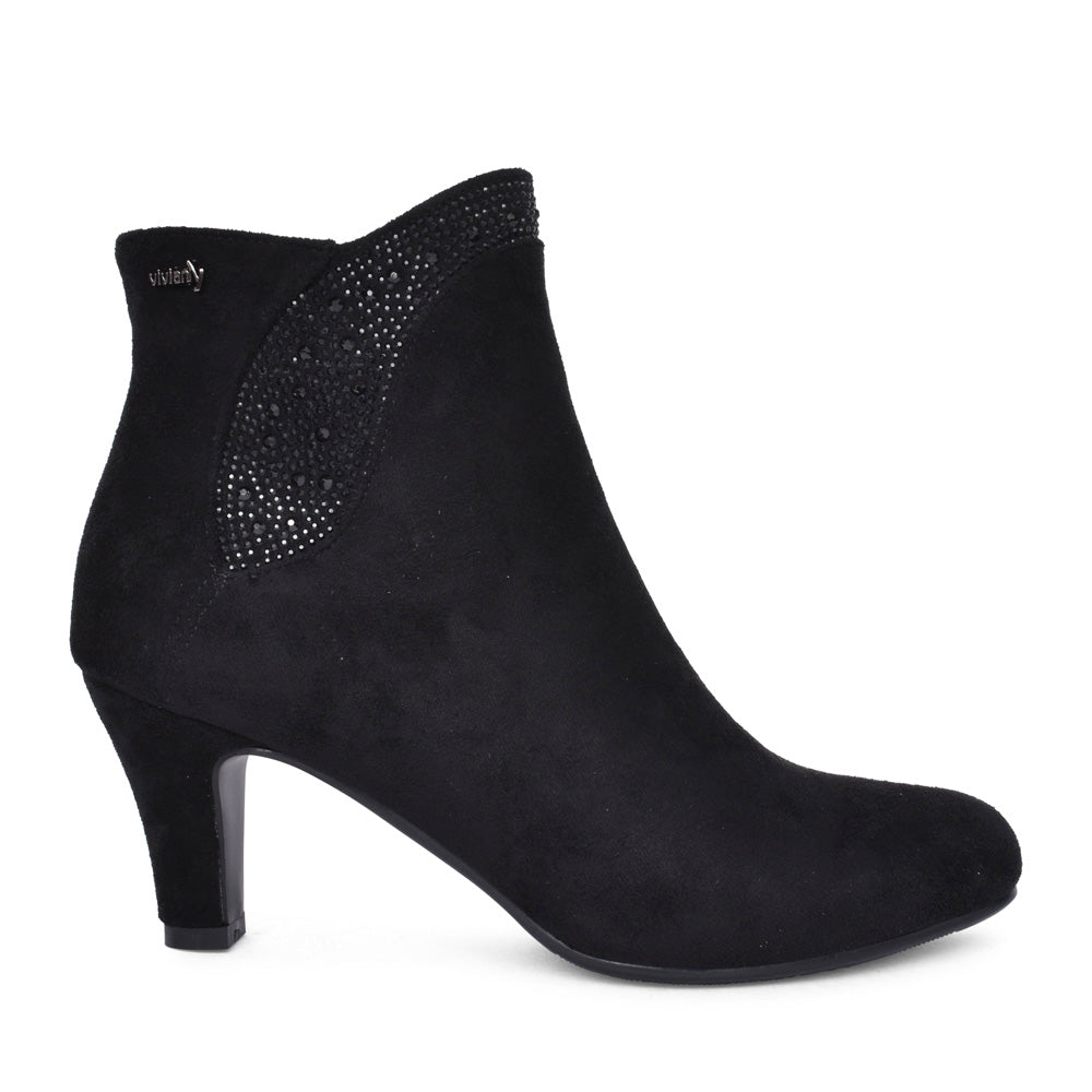 Ladies D5329 Ankle Boot In Black