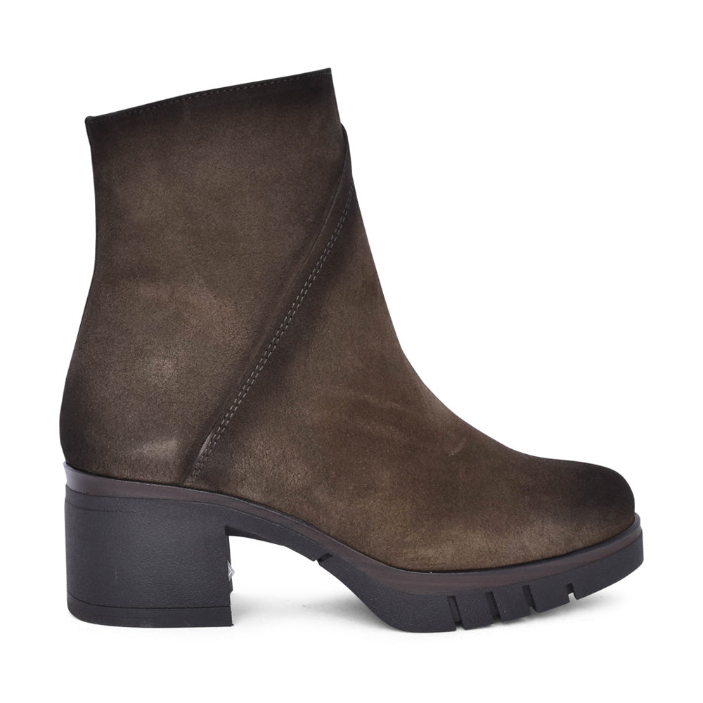 Ladies 11-1140 Ankle Boot In Khaki