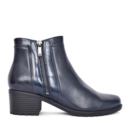 Ladies Zoya-17 Low Heel Ankle Boot In Navy