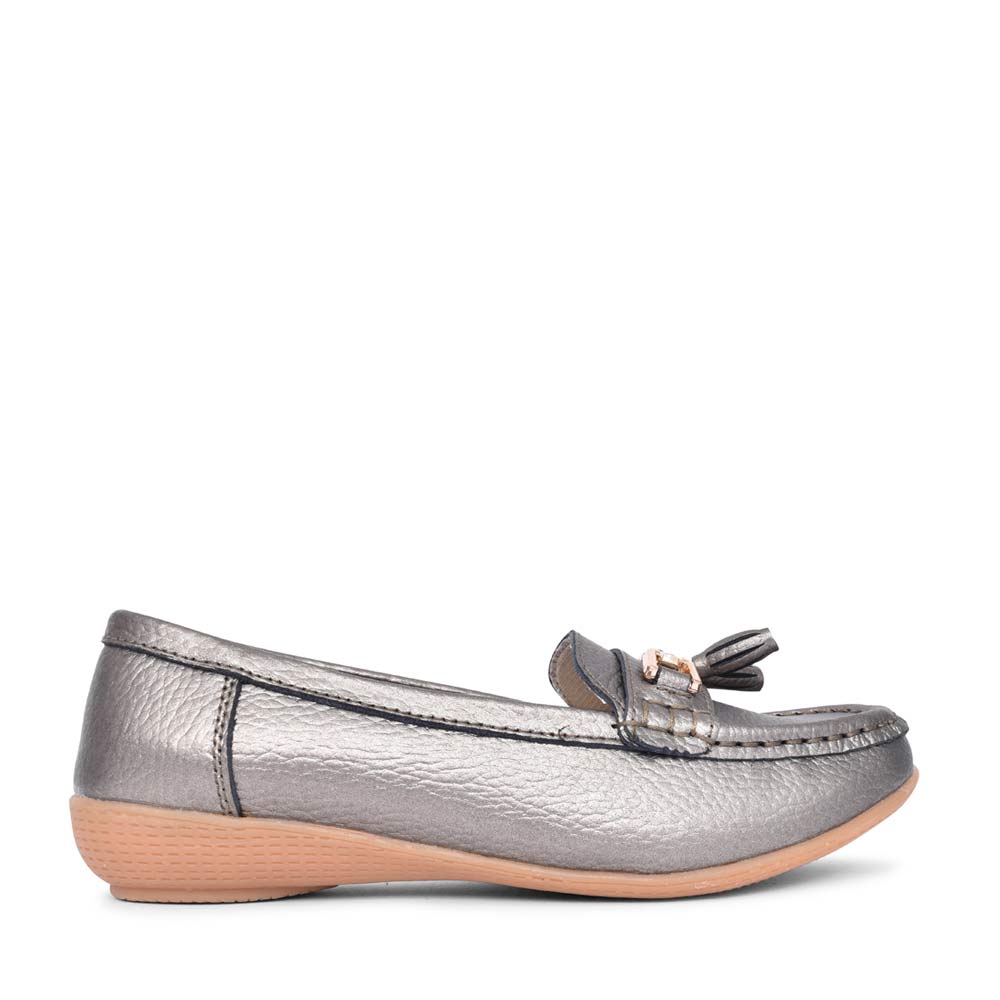 Ladies Nautical Slip-on Shoe In Gun Metal