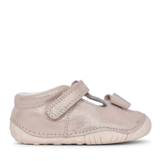 Girls Wiggle Pale Gold Velcro Shoe In Kids F Fit