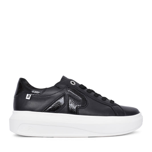 Ladies W1204 Laced Trainer In Black