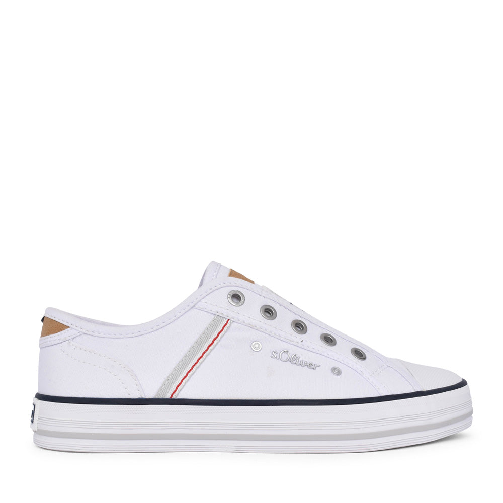 Ladies 5-24707 Laced Trainer In White