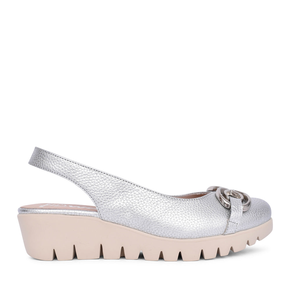 Ladies C-33331 Sling Back Shoe In Metallic