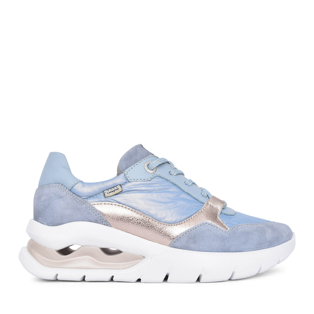 Ladies 45811 Laced Trainer In Blue