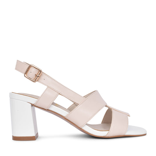 Ladies Trapeze 17 Medium Heel Sandal In Cream