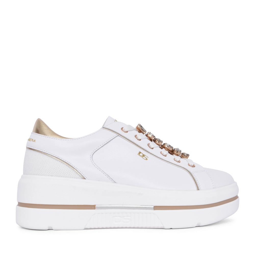 Ladies Logan 185550dm Laced Trainer In White