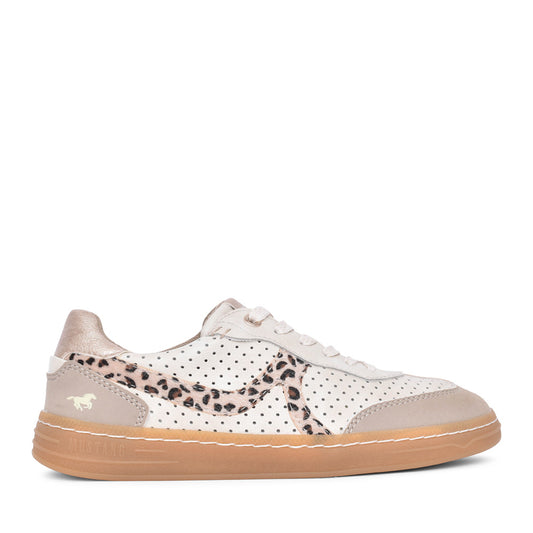 Ladies 1511302 Laced Trainer In Ivory