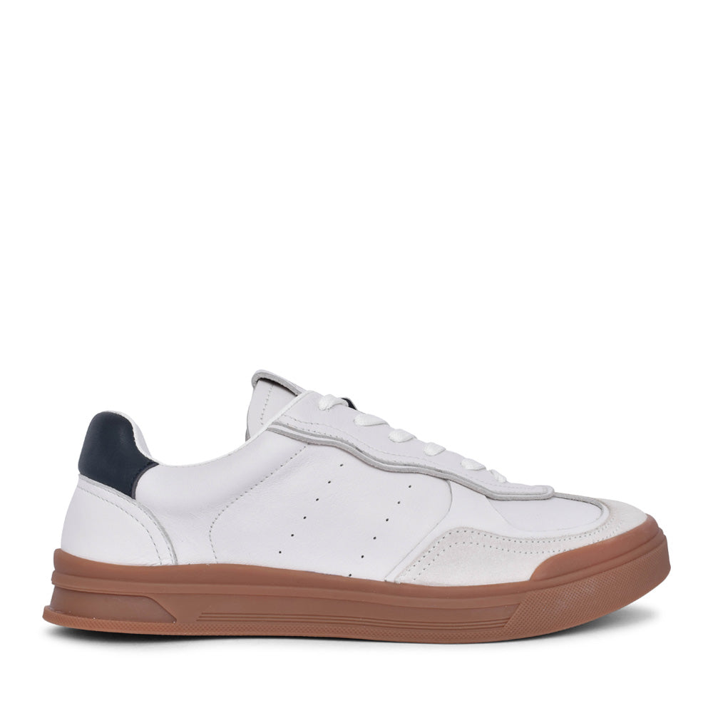 Mens Gerland Laced Trainer In White