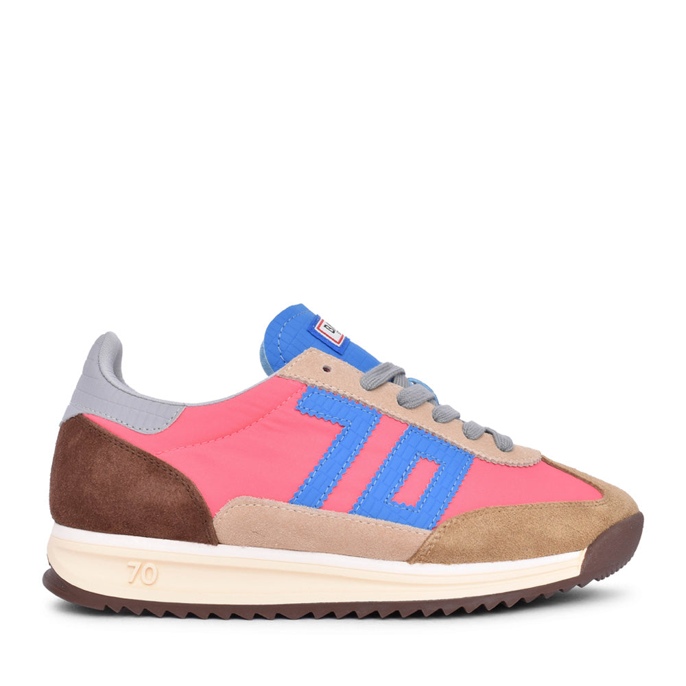 Ladies Jogger-55 Laced Trainer In Camel