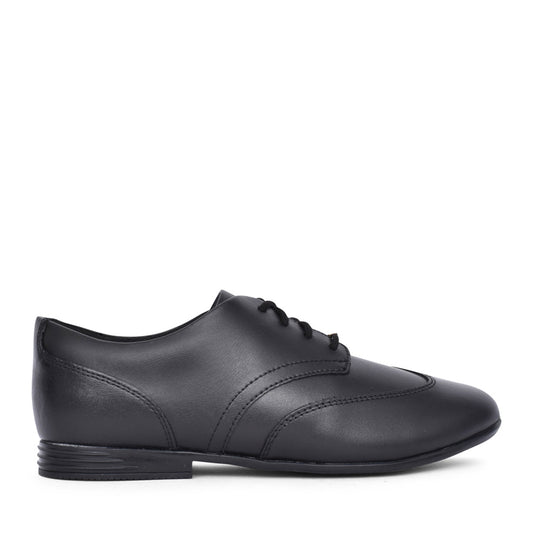 Girls Finja Wing Y Black Leather Laced Shoe In Kids F Fit