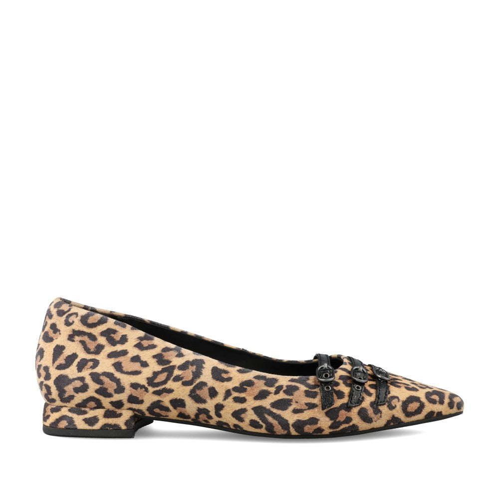 Ladies Sensa15 Strap D-fit Low Heel Shoe In Leopard