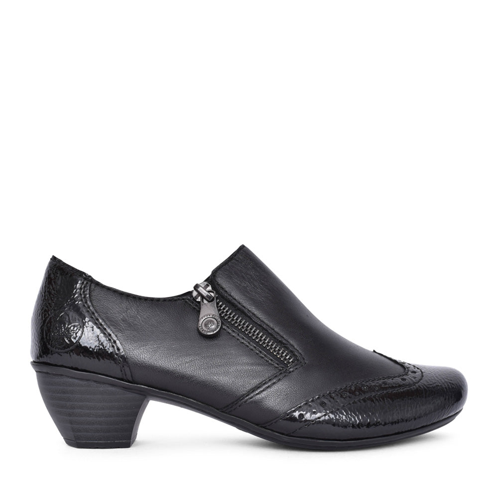 Ladies 41757 Low Heel Slip-on Shoe In Black
