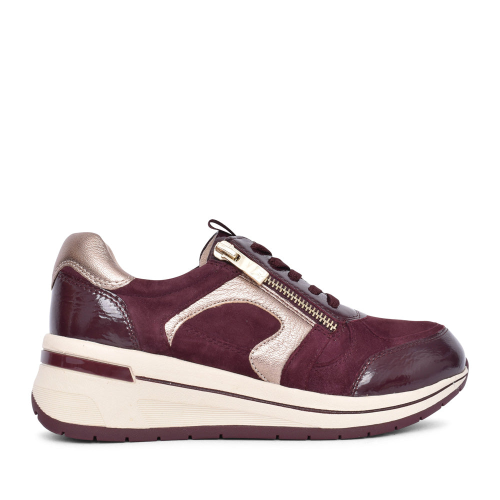 Ladies 9-23300 Laced Trainer In Burgandy