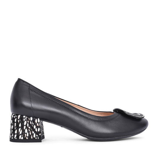Ladies 6641 H-fit Low Heel Court Shoe In Blk Leather
