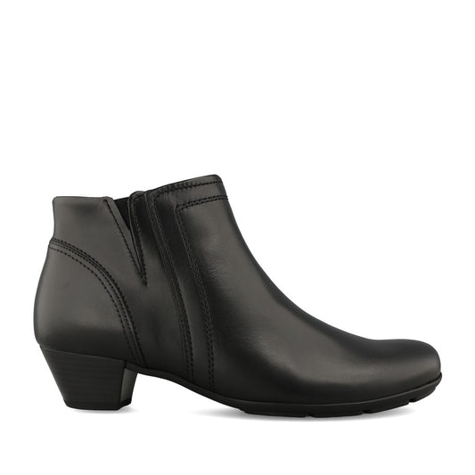 Ladies 75.638 Heritage Ankle Boot In Black