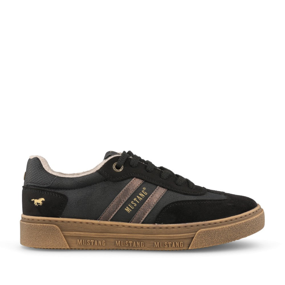 Ladies 212001 Laced Trainer In Black