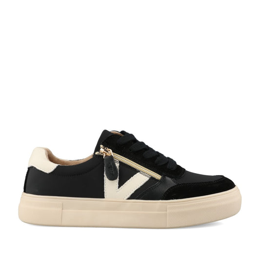 Ladies Eighty One Laced Trainer In Whipped Ink