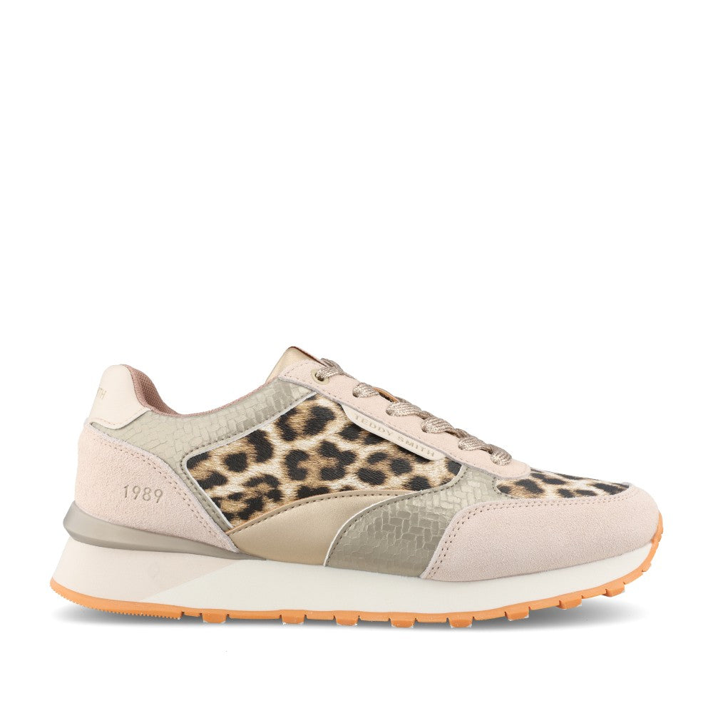 Ladies 12032101 Laced Trainer In Beige