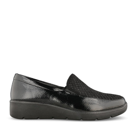 Ladies Josie Slip-on Shoe In Blk Patent