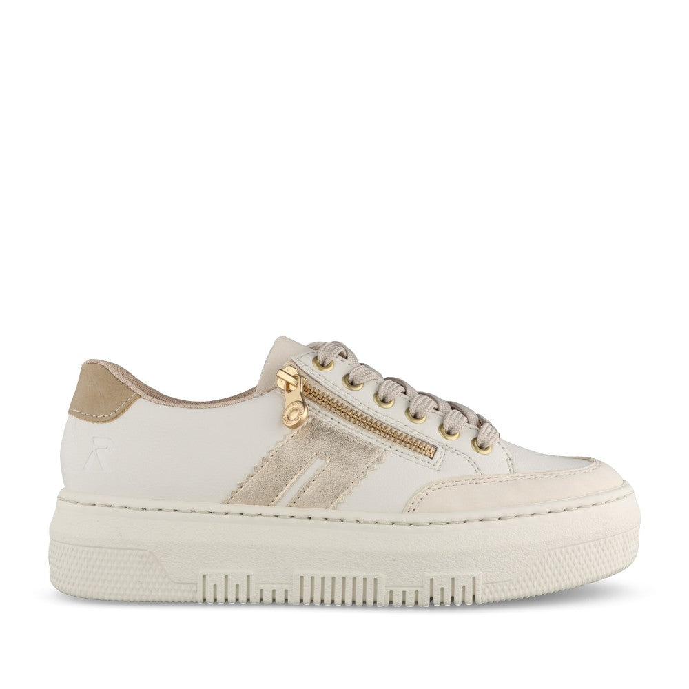 Ladies M1912 Laced Trainer In White